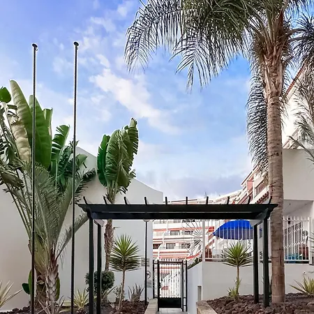 In Ocean Park, Costa Adeje, Tenerife Apartment *